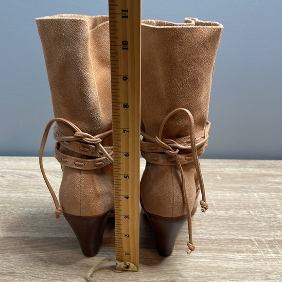 Schultz NWT Portia Honey Peach Suede Western Boots Wrapped Belt Pointed Toe 5.5 - Picture 10 of 12